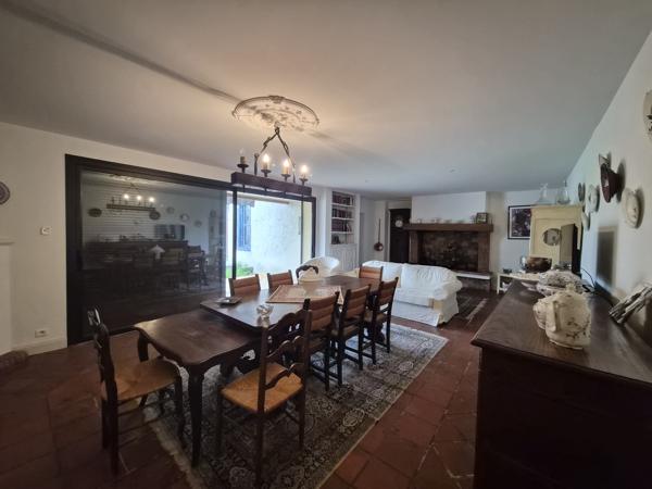 Maison de caractère avec grand terrain, piscine et dépendances Détails des diagnostics énergétiques