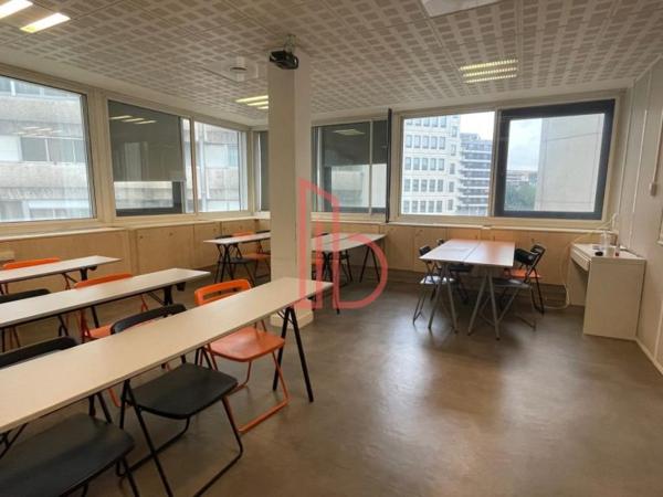 Bureau de 959 m² à vendre à Bordeaux Meriadeck