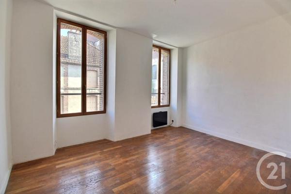 Maison à vendre  7 pièces - 93 m2 SEZANNE - 51