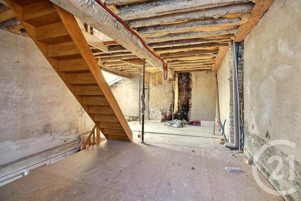 Maison à vendre  7 pièces - 93 m2 SEZANNE - 51