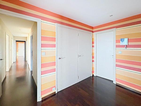 183 m² AU DERNIER ÉTAGE - VUE PANORAMIQUE RENNES