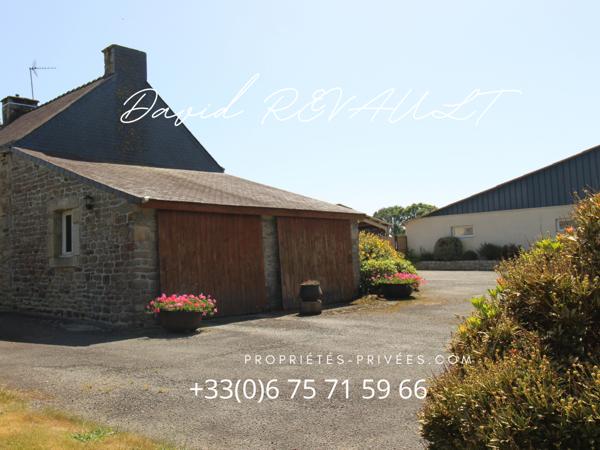Maison Elven 8 pièce(s) 210 m2- Authentique longère en pierre avec terrain de 3 000 m² (en cours de bornage) !