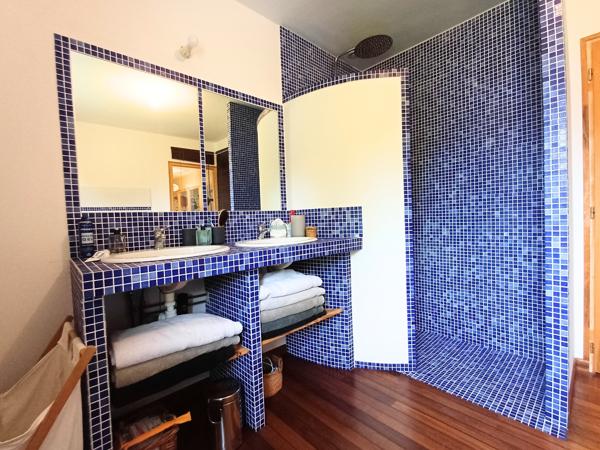Maison
         6 pièces
        - 156 m² Bien prestige 499 750 € *
