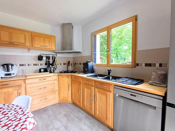Maison
         6 pièces
        - 156 m² Bien prestige 499 750 € *