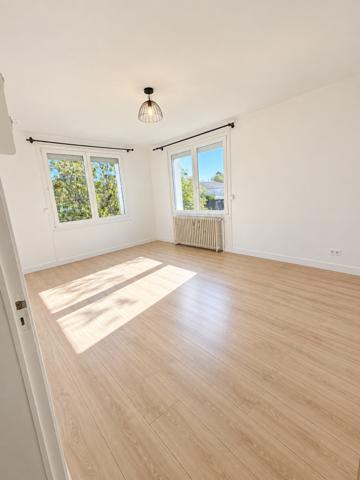 Maison 8 pièce(s) 4 chambre(s) 176 m²
