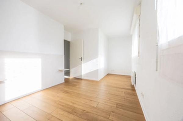 Acheter un Appartement T2 DE 47M2 à Bordeaux Caudéran avec terrasse 13m2 et stationnement proche Bordeaux