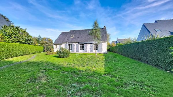 Orvault Bois Raguenet - Clos de la Rotonde : En vente maison 3 chambres + 4ème possible, bureau, vie de plain pied. Superbe parcelle !