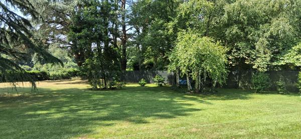 Terrain commune de St Etienne de Montluc