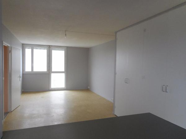 A Louer - LANDIVISIAU appartement de 66 m² avec 2 chambres , Landivisiau