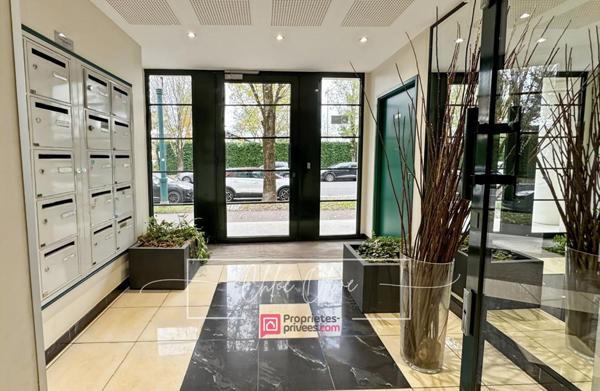 Studio + parking - Val d'Europe -Serris - 29m2