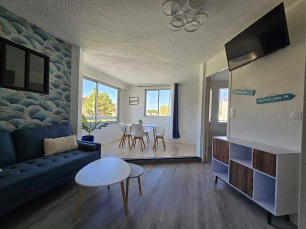 GRUISSAN PORT – T2 43m² RÉNOVÉ + PARKING – RARE