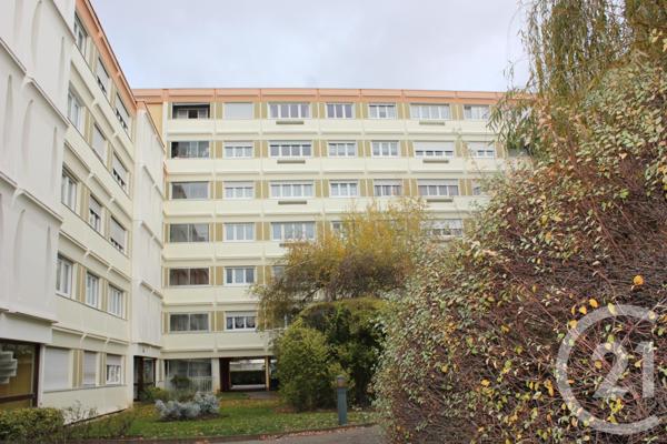 Appartement F1 à vendre  1 pièce - 23,56 m2 ST MAX - 54