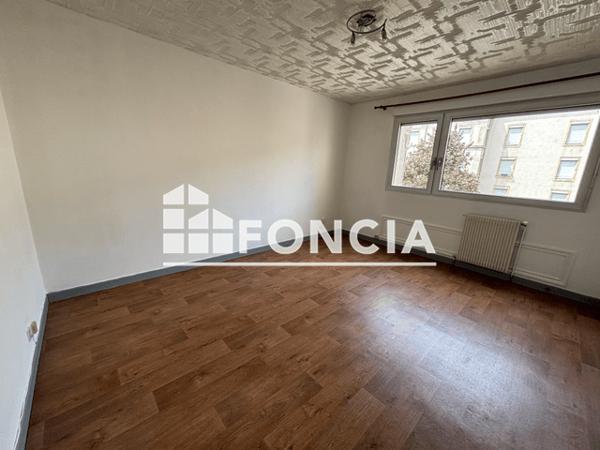 Location Studio 27.12 m² - 19 RUE DU CHANOINE JACOB Nancy 54000