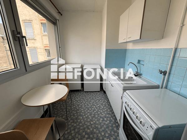 Location Studio 27.12 m² - 19 RUE DU CHANOINE JACOB Nancy 54000