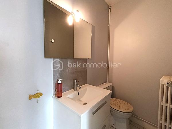 Local d activites de 46 m²