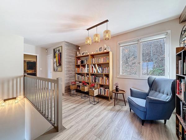 Chalet à vendre - entièrement rénovée avec vue panoramique lac et montagne - 8 pièces SEVRIER (74)