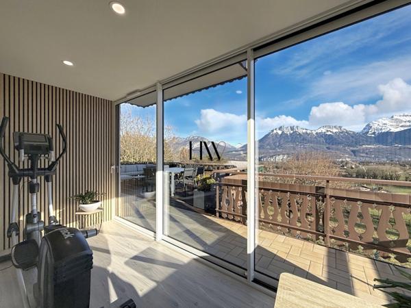 Chalet à vendre - entièrement rénovée avec vue panoramique lac et montagne - 8 pièces SEVRIER (74)