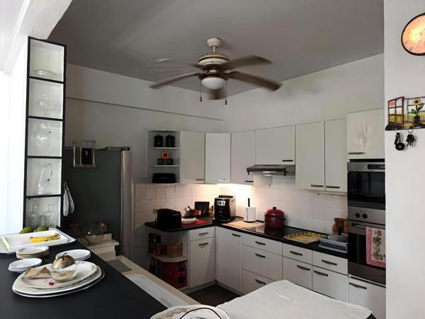 VILLA F6 DE PRESTIGE DE 153 M² AVEC PISCINE A FORT DE FRANCE