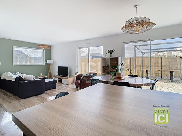 Maison contemporaine 2023 à Cholet 5 pièce(s) 96.84 m2