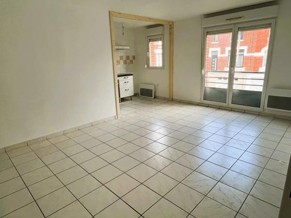 Location Appartement 2 pièces 47 m2 à Valenciennes