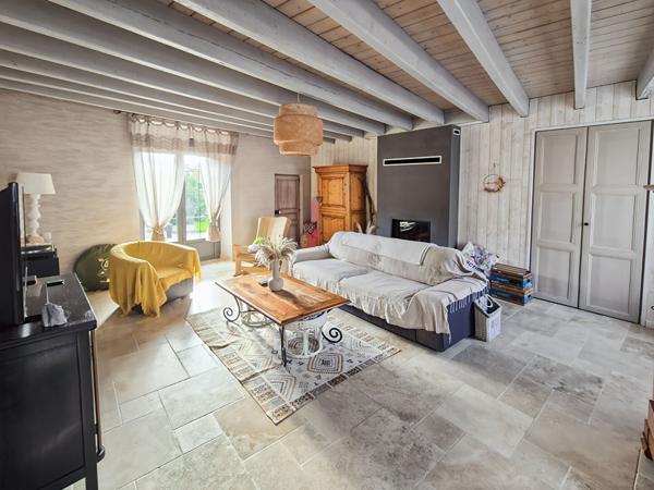 Maison avec beaux volumes 181 m2 habitables