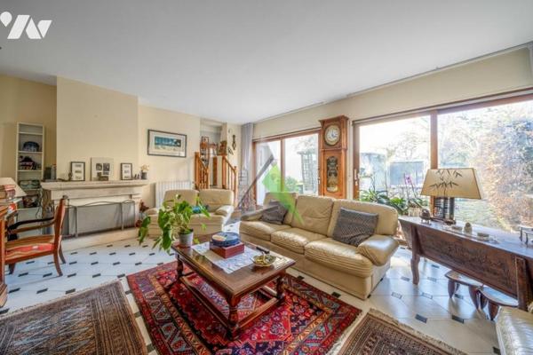 Clamart - Maison de ville avec jardin et 3 chambres (120 m2 environ)