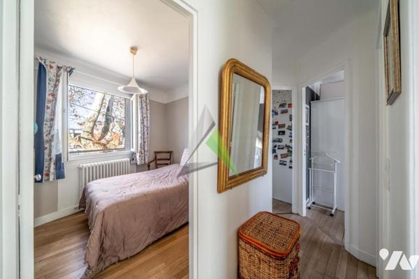 Clamart - Maison de ville avec jardin et 3 chambres (120 m2 environ)