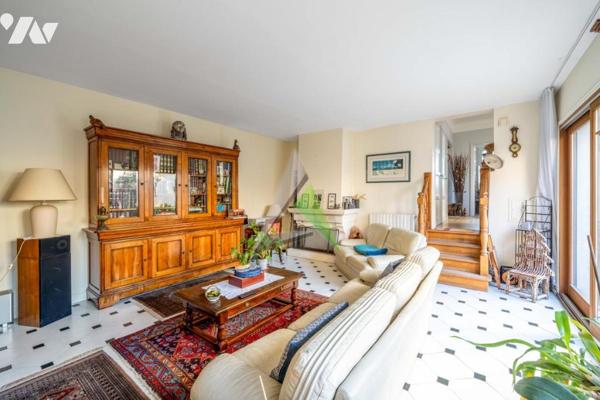 Clamart - Maison de ville avec jardin et 3 chambres (120 m2 environ)