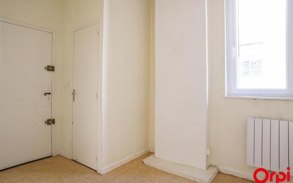 Appartement à louer    1 pièce • 37 m2 Villeurbanne