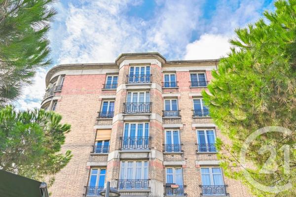 Appartement F3 à vendre  3 pièces - 66,50 m2 LE KREMLIN BICETRE - 94