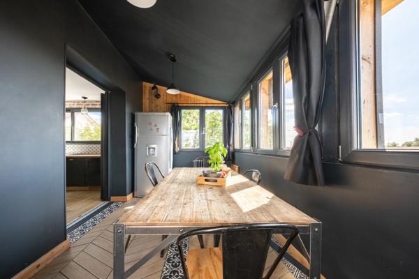 VAROIS MAISON DE 143 M2 AVEC SOUS-SOL ET ATELIER SUR 780 M2 DE TERRAIN