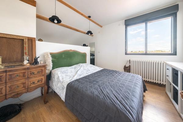 VAROIS MAISON DE 143 M2 AVEC SOUS-SOL ET ATELIER SUR 780 M2 DE TERRAIN