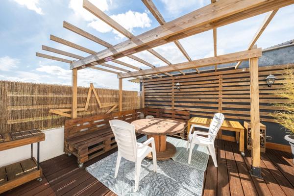 VAROIS MAISON DE 143 M2 AVEC SOUS-SOL ET ATELIER SUR 780 M2 DE TERRAIN