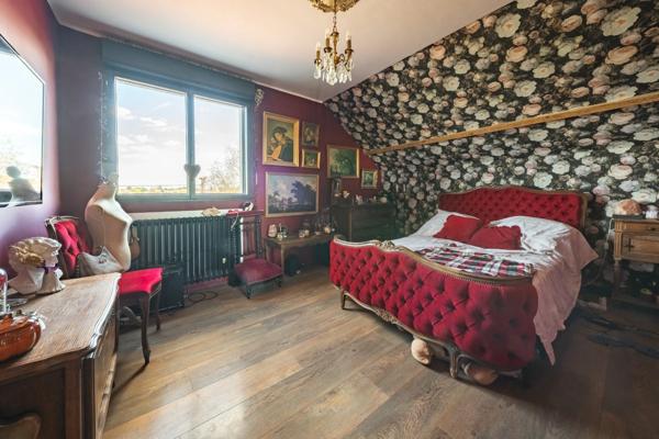 VAROIS MAISON DE 143 M2 AVEC SOUS-SOL ET ATELIER SUR 780 M2 DE TERRAIN