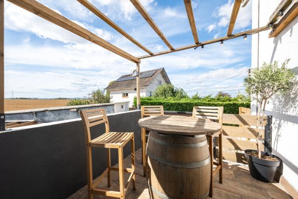 VAROIS MAISON DE 143 M2 AVEC SOUS-SOL ET ATELIER SUR 780 M2 DE TERRAIN
