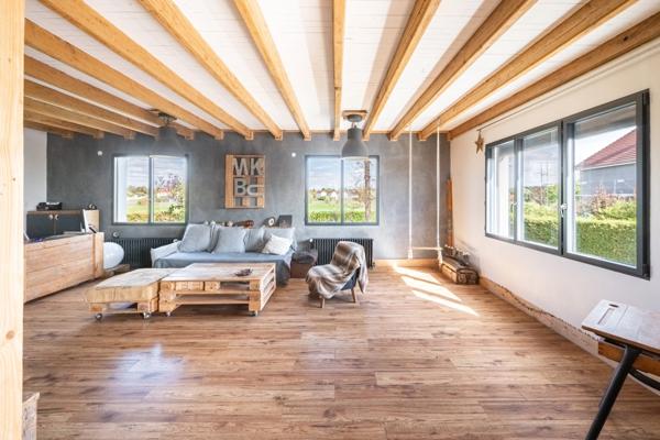 VAROIS MAISON DE 143 M2 AVEC SOUS-SOL ET ATELIER SUR 780 M2 DE TERRAIN