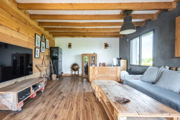 VAROIS MAISON DE 143 M2 AVEC SOUS-SOL ET ATELIER SUR 780 M2 DE TERRAIN
