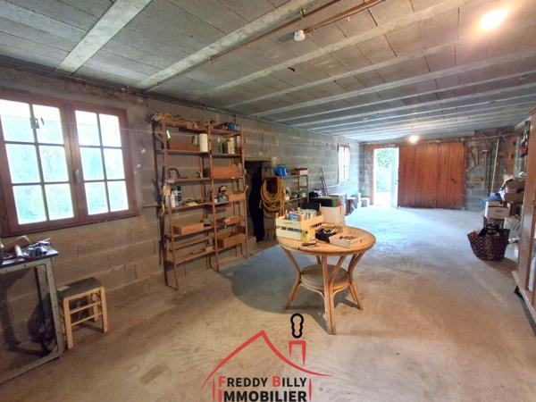 Maison accès plain pied - 5 chambres - jardin
