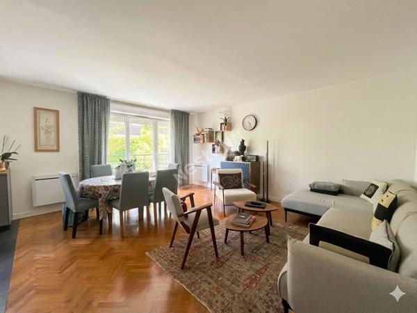 Appartement 3 pièces à Puteaux avec parking et Balcon