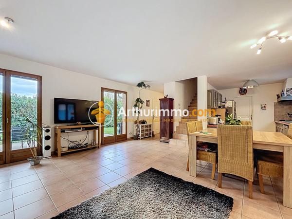 Vente Maison 5 pièces 102 m2 à Bourgoin-Jallieu