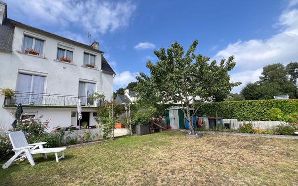 Maison à vendre    5 pièces • 116,17 m2 Carhaix-Plouguer