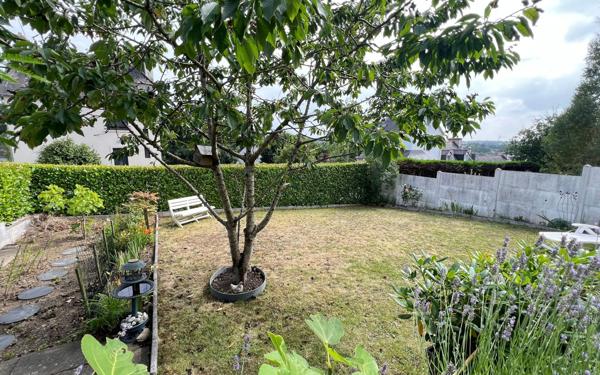 Maison à vendre    5 pièces • 116,17 m2 Carhaix-Plouguer