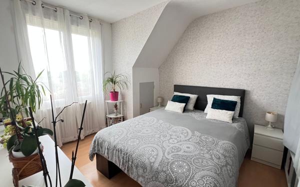 Maison à vendre    5 pièces • 116,17 m2 Carhaix-Plouguer