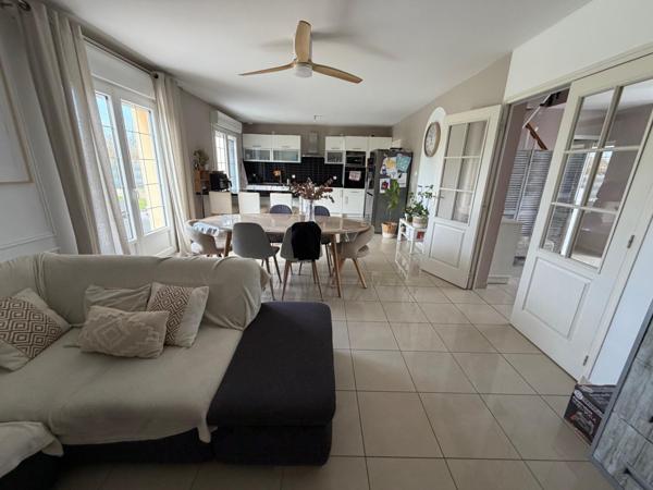 Maison à ALENCON, 61000 - 7 pièces 150m²