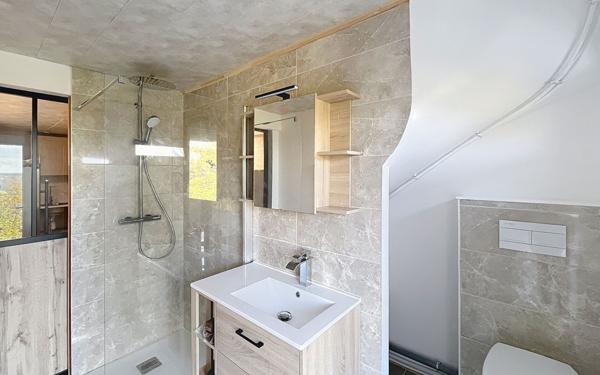 Maison à vendre    4 pièces • 65 m2 Saint-Germain-des-Fossés