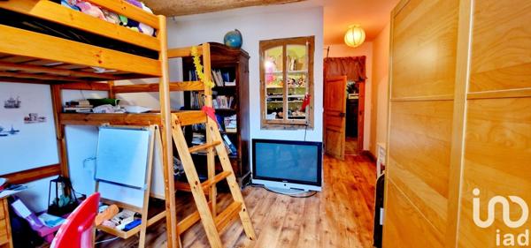 Maison 6 pièces de 205 m² à Puivert (11230)