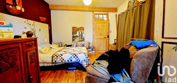 Maison 6 pièces de 205 m² à Puivert (11230)