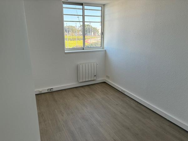 Bureau à louer 180m2 à Saint-Nazaire quartier Océanis rénové et lumineux