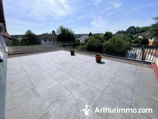 Vente                                                      Appartement
                        
                     3 pièces                      95 m2                     à Valentigney