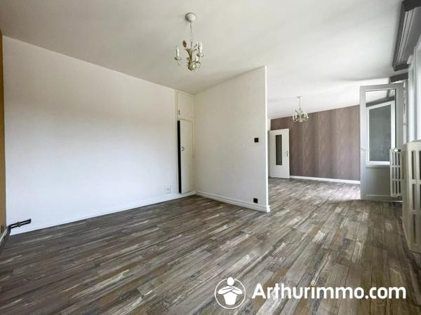 Vente                                                      Appartement
                        
                     3 pièces                      95 m2                     à Valentigney
